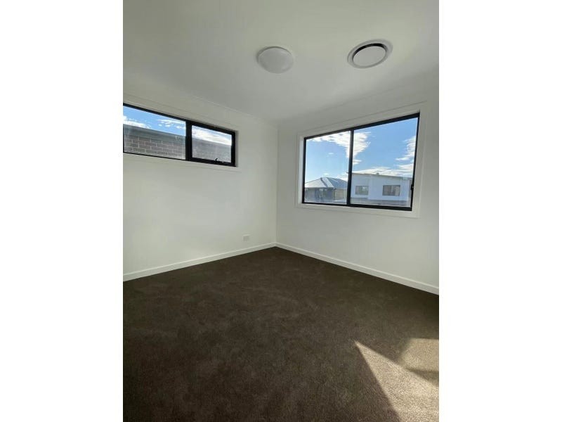 103 Alderton Drive, Colebee NSW 2761