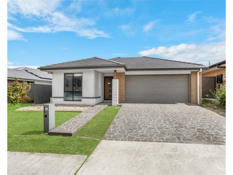 44 Goodluck Circuit, Cobbitty NSW 2570