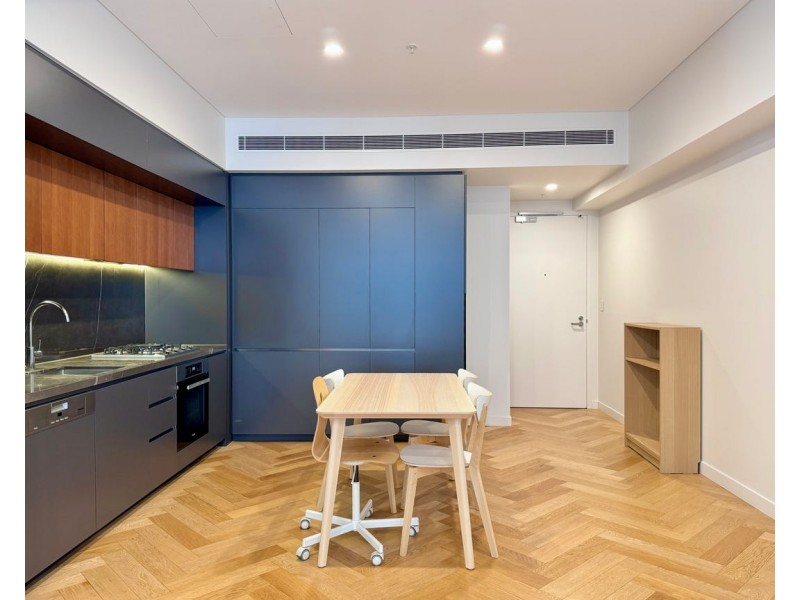 1702/115 Bathurst Street, Sydney NSW 2000