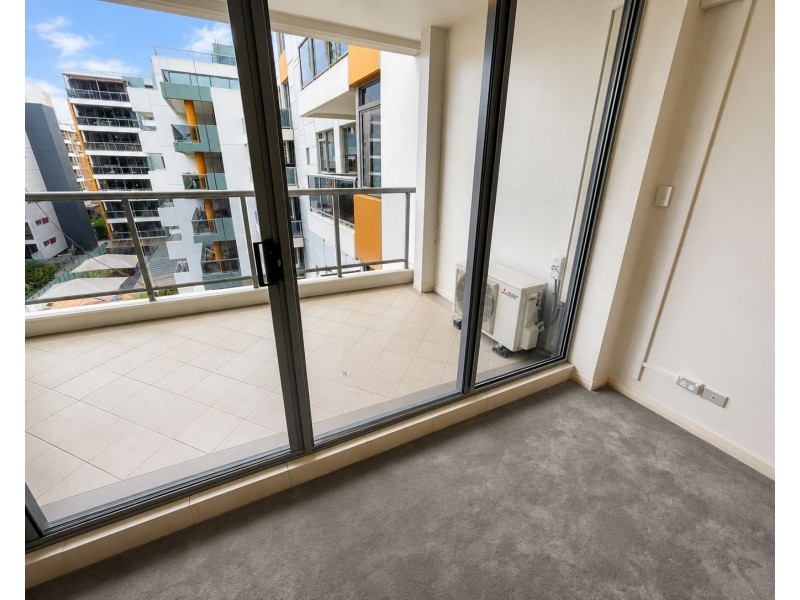 608/6 Lachlan Street, Waterloo NSW 2017