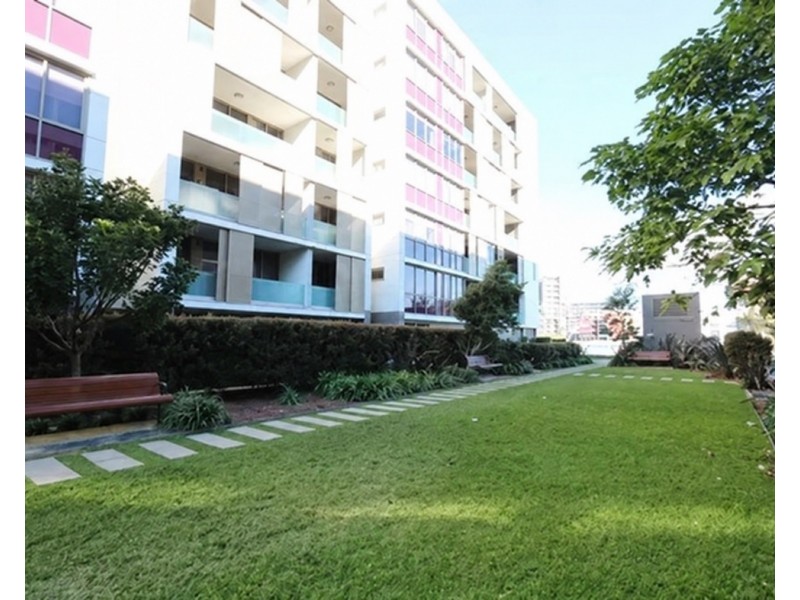 318 /17 Grandstand Parade, Zetland NSW 2017