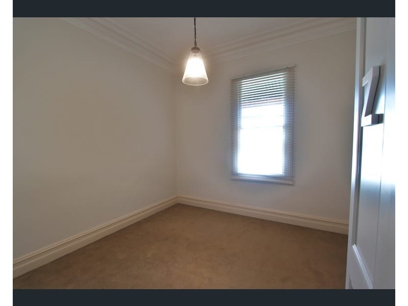 24 Benjamin Street, Parkville VIC 3052