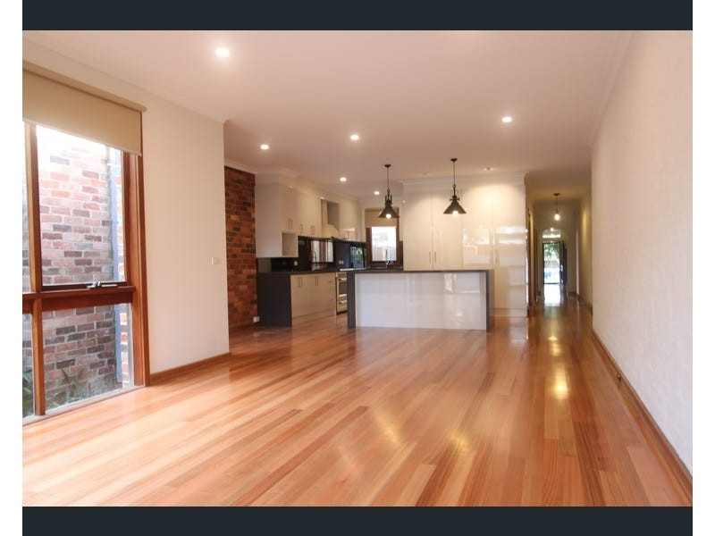 24 Benjamin Street, Parkville VIC 3052