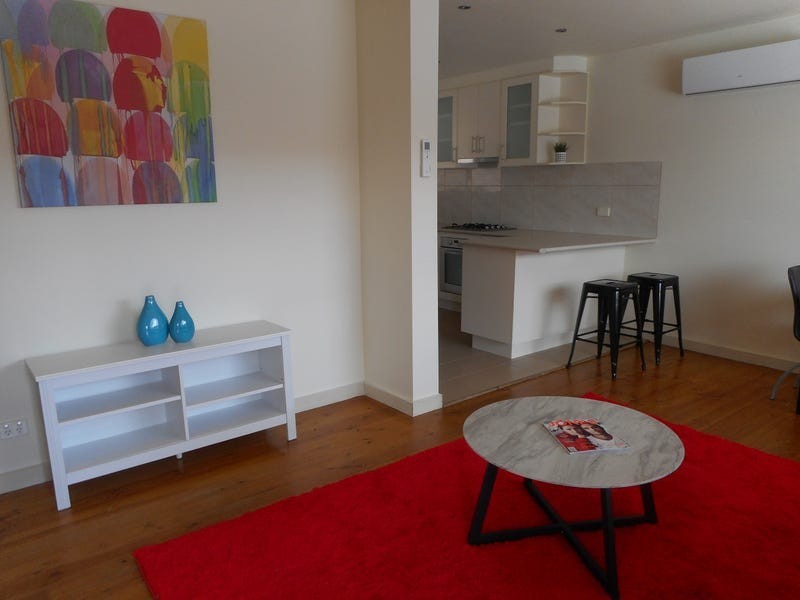 1/9 Moore Avenue, Clayton South VIC 3169