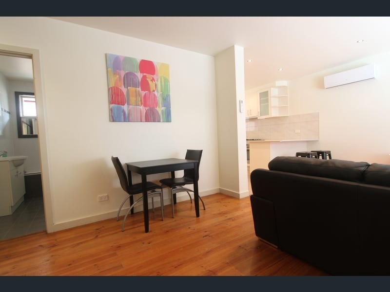 1/9 Moore Avenue, Clayton South VIC 3169