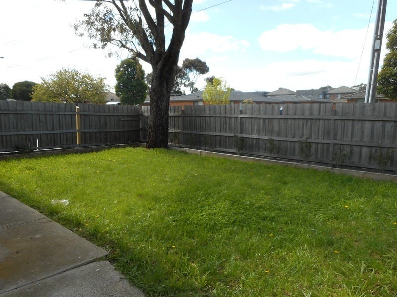 1/9 Moore Avenue, Clayton South VIC 3169