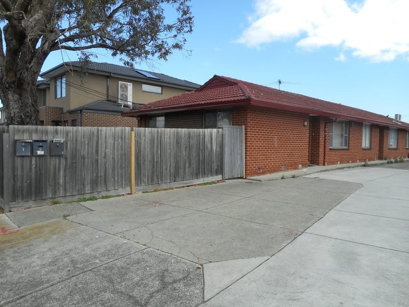 1/9 Moore Avenue, Clayton South VIC 3169