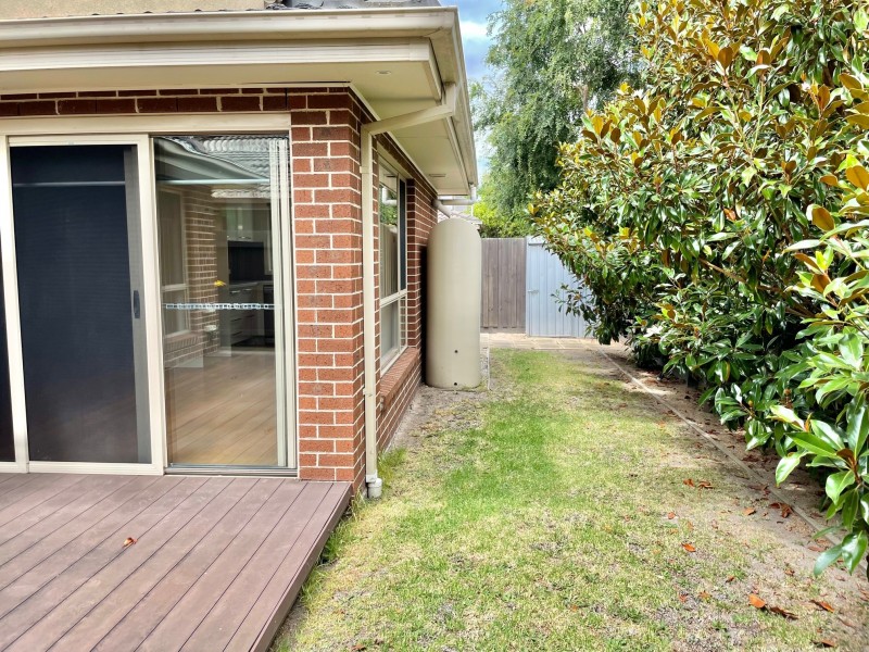 2/1 Eva Street, Clayton VIC 3168