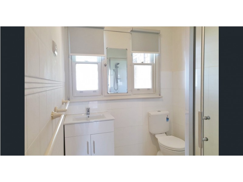 31 Thomas Street, Clayton VIC 3168