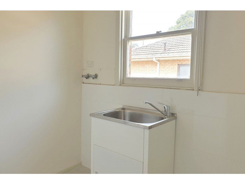 31 Thomas Street, Clayton VIC 3168