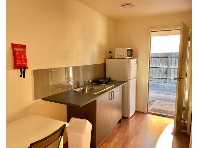 STUDIO 1/5 Rayhur Street, Clayton South VIC 3169