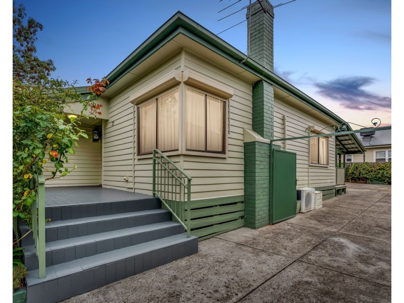 33 Irene Avenue, Coburg North VIC 3058