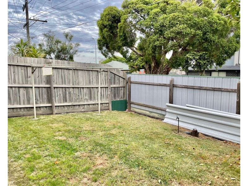 23 Birdwood Avenue, Dandenong VIC 3175