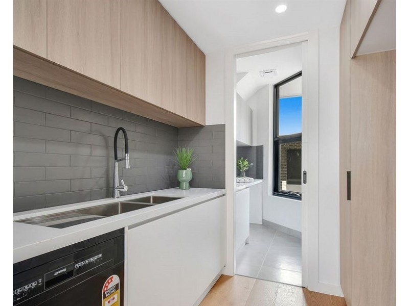 474B Bluff Road, Hampton VIC 3188