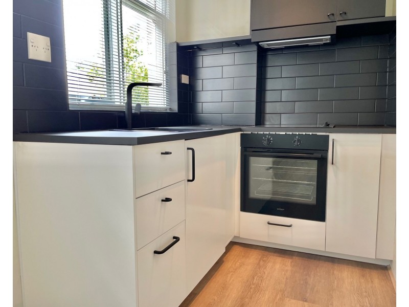 6/231 Dandenong Road, Windsor VIC 3181