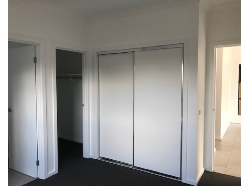 3/34 Cooke Avenue, Sunshine VIC 3020