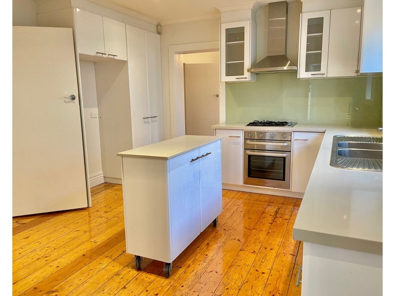 12 Violet Crescent, Brighton East VIC 3187