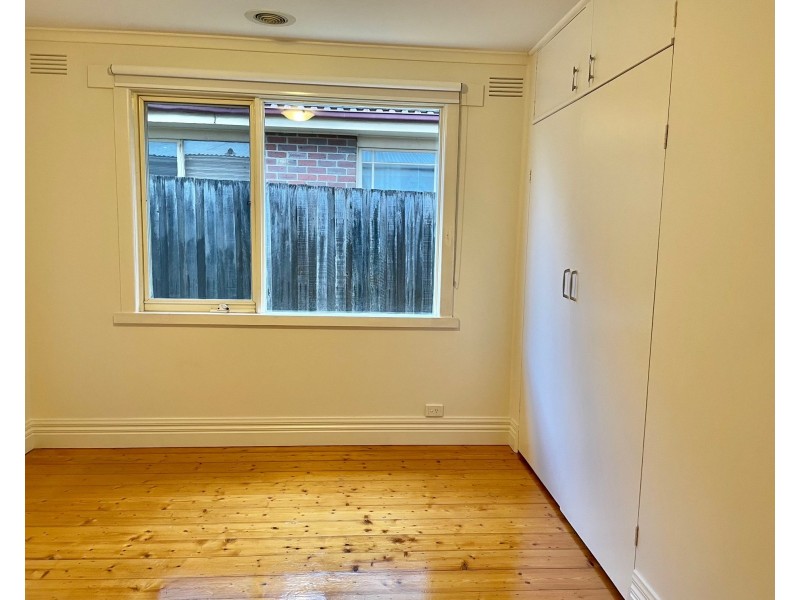 12 Violet Crescent, Brighton East VIC 3187