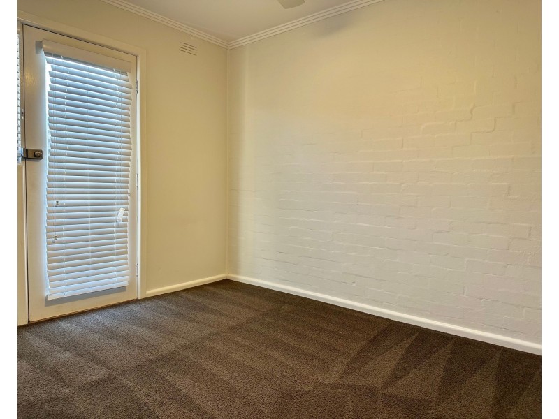 2/13 Woodbine Grove, Chelsea VIC 3196