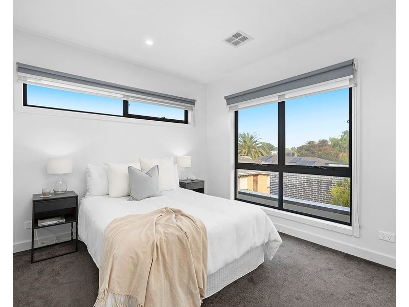 2/50 Woodbine Grove, Chelsea VIC 3196