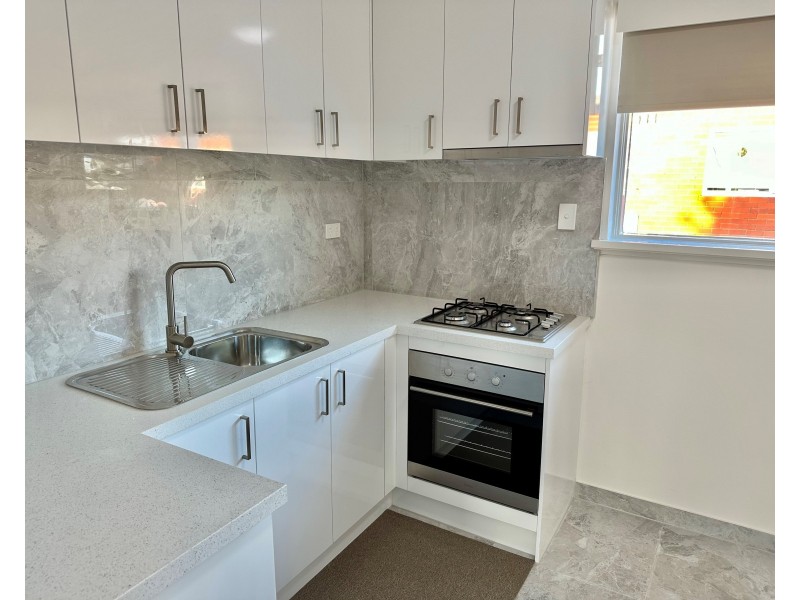 4/21 Merlyn Avenue, Clayton South VIC 3169