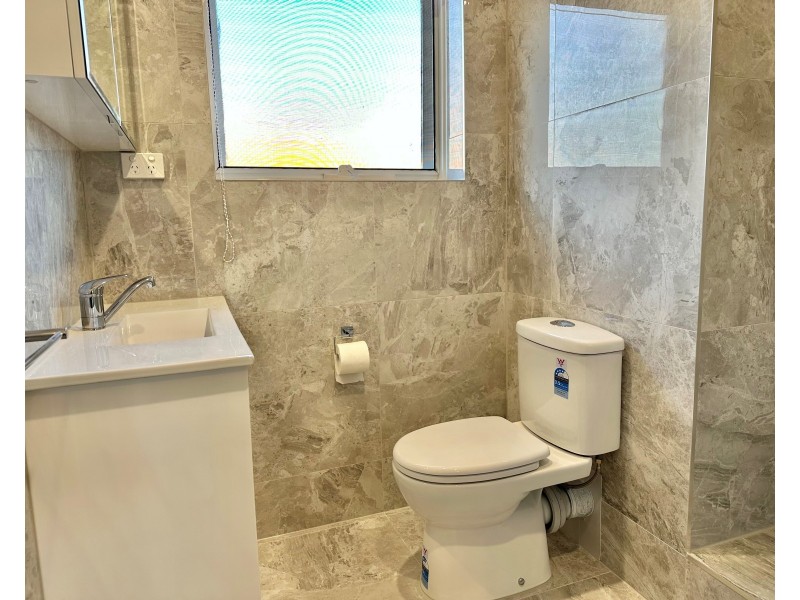 4/21 Merlyn Avenue, Clayton South VIC 3169