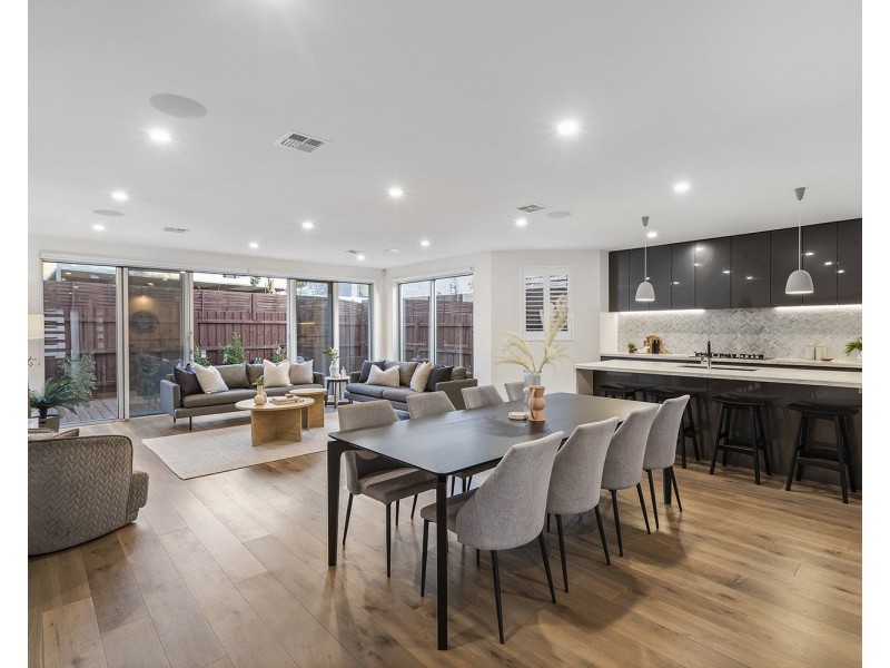 10B Morton Grove, Chelsea VIC 3196