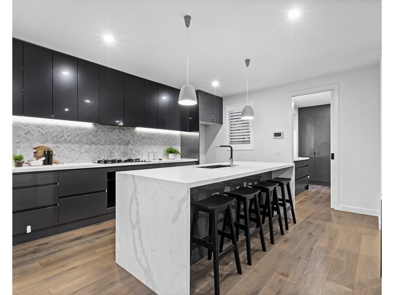 10B Morton Grove, Chelsea VIC 3196