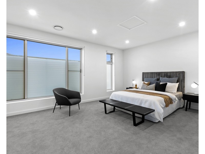 10B Morton Grove, Chelsea VIC 3196