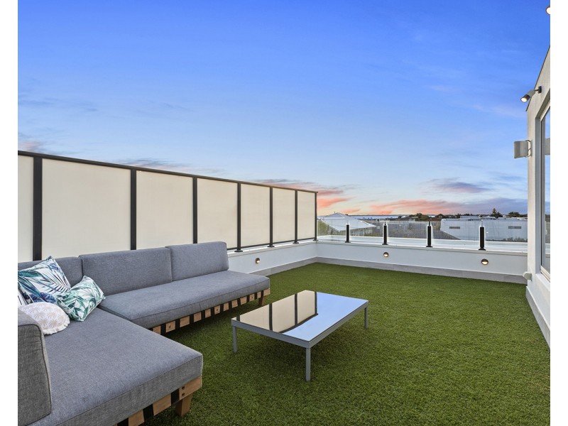 10B Morton Grove, Chelsea VIC 3196