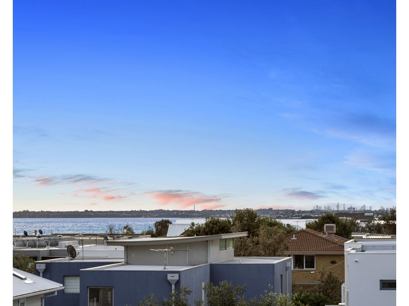 10B Morton Grove, Chelsea VIC 3196