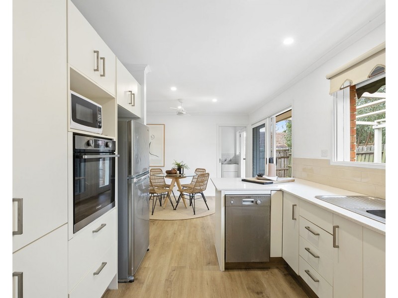 1/92 Cavanagh Street, Cheltenham VIC 3192