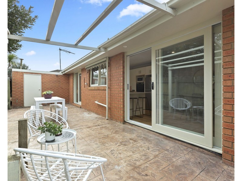 1/92 Cavanagh Street, Cheltenham VIC 3192