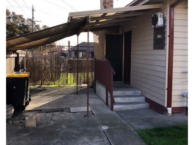 22 Thomas Street, Clayton VIC 3168