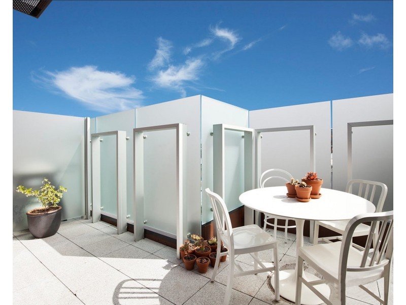 212/33 James Street, Windsor VIC 3181