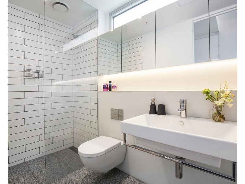 212/33 James Street, Windsor VIC 3181