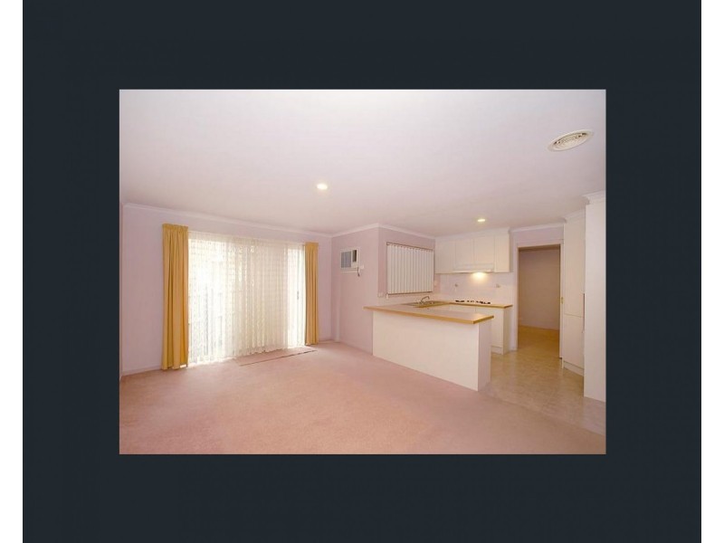 1/4 Hammence Street, Glen Waverley VIC 3150