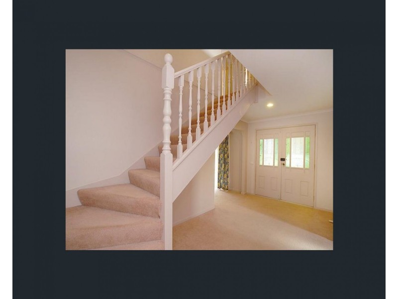 1/4 Hammence Street, Glen Waverley VIC 3150