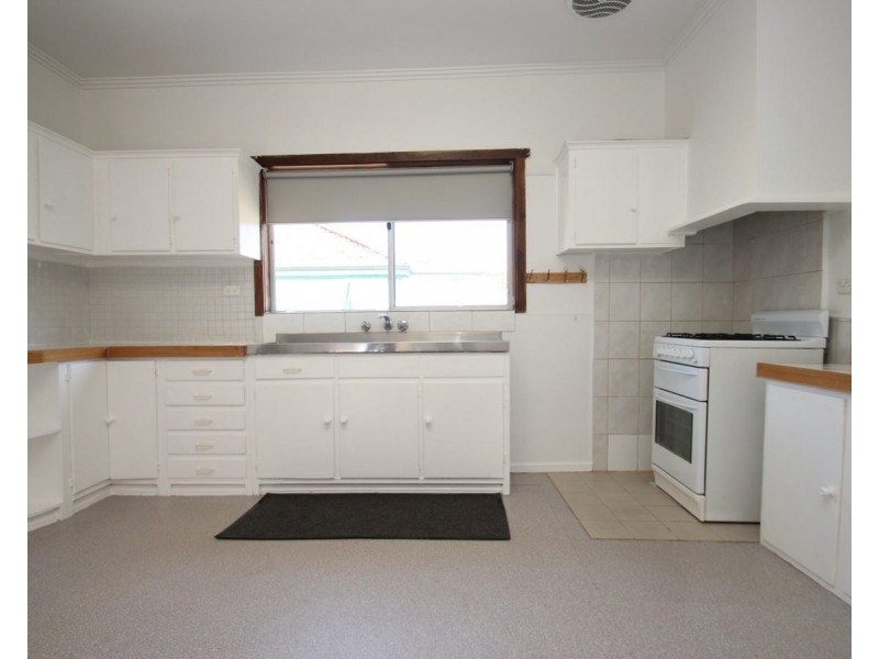 35 Panorama Street, Clayton VIC 3168