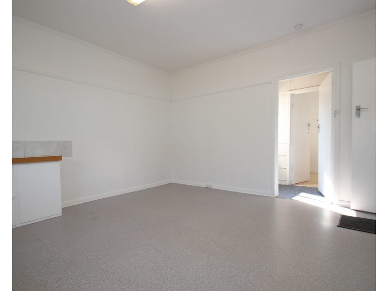 35 Panorama Street, Clayton VIC 3168