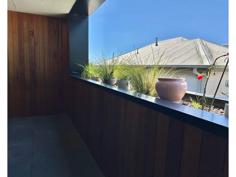 8/8 Salmon Street, Mentone VIC 3194