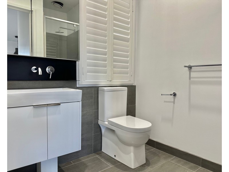 8/8 Salmon Street, Mentone VIC 3194