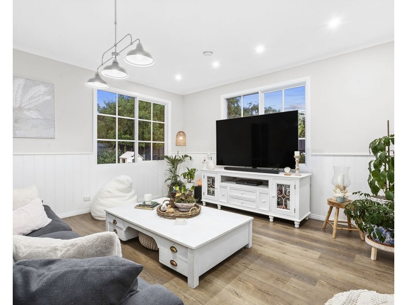 11 Woolmer Court, Frankston South VIC 3199