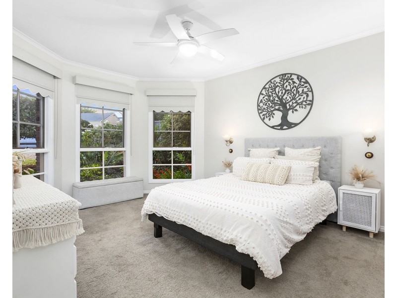 11 Woolmer Court, Frankston South VIC 3199