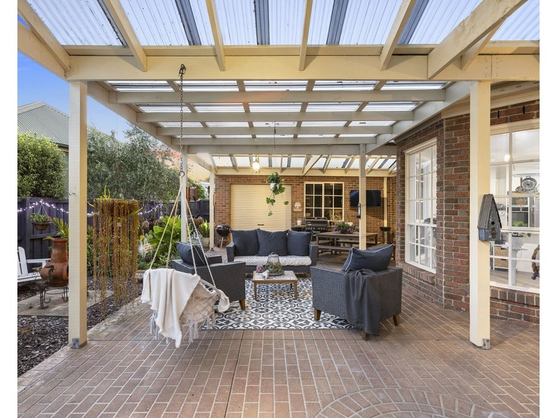 11 Woolmer Court, Frankston South VIC 3199