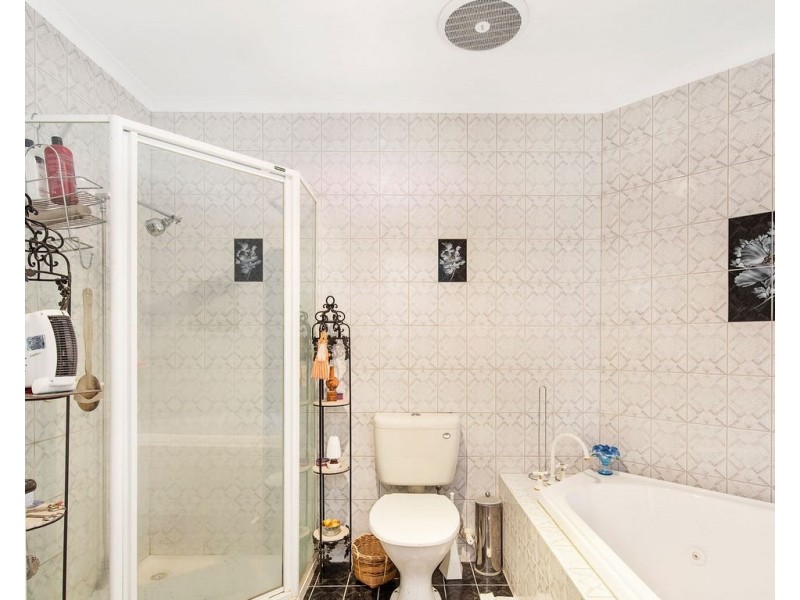 7 Yoni Court, Hallam VIC 3803