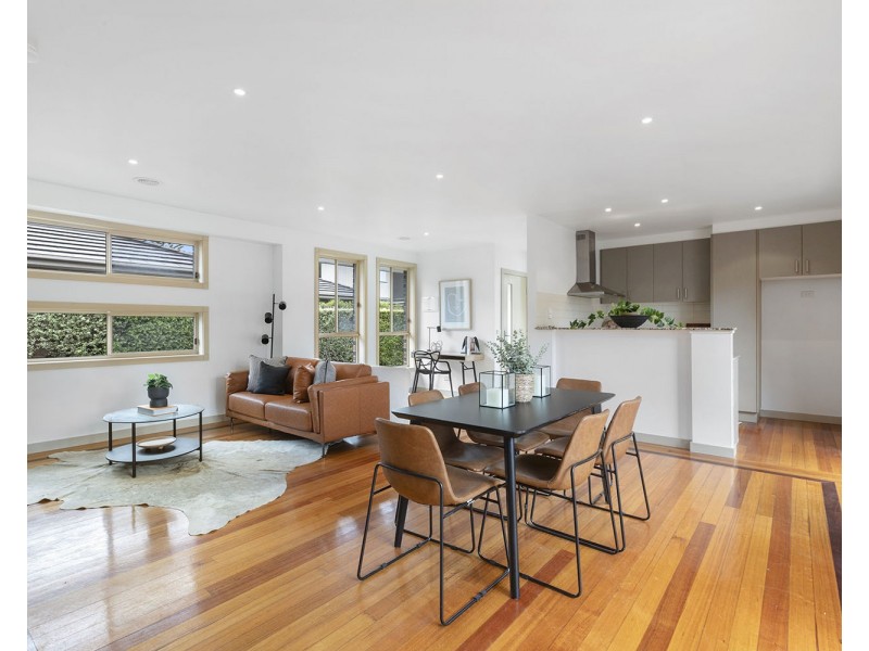 2/56 Golden Avenue, Bonbeach VIC 3196