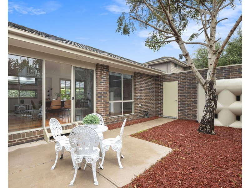 2/56 Golden Avenue, Bonbeach VIC 3196