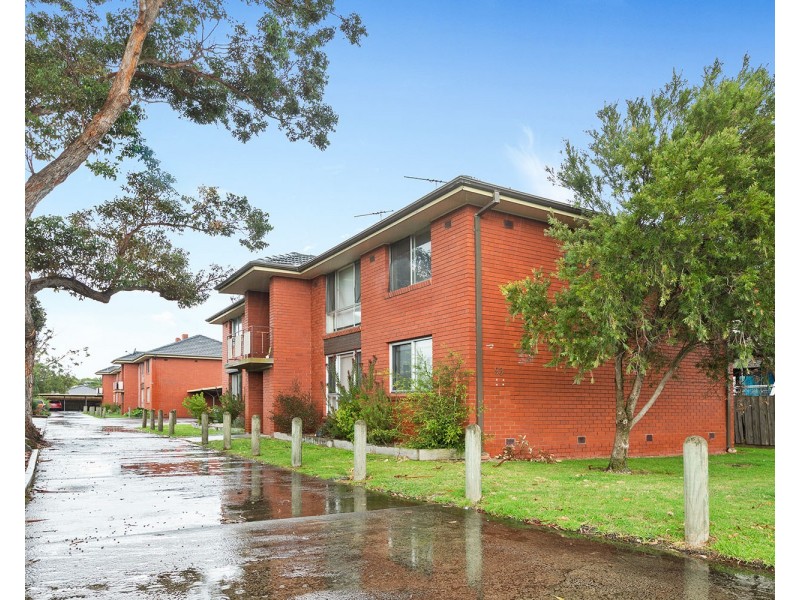 2/93 Dandenong Road East, Frankston VIC 3199