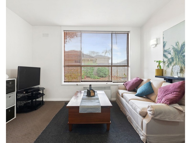 2/93 Dandenong Road East, Frankston VIC 3199
